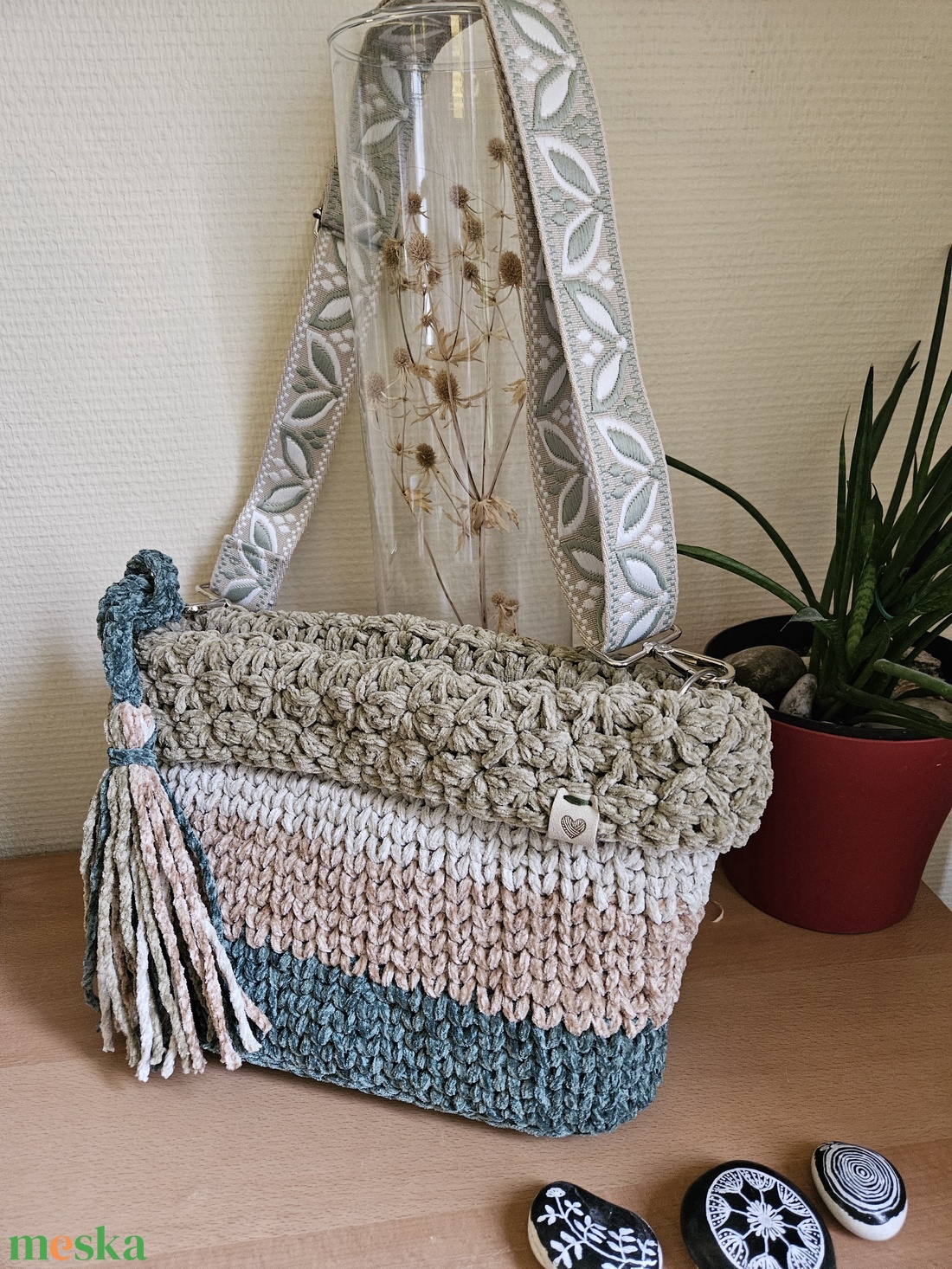 horgolt válltáska - táska & tok - kézitáska & válltáska - belső rendező - Meska.hu
