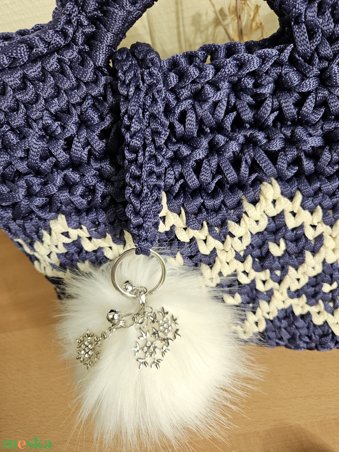 horgolt válltáska - táska & tok - kézitáska & válltáska - vállon átvethető táska - Meska.hu