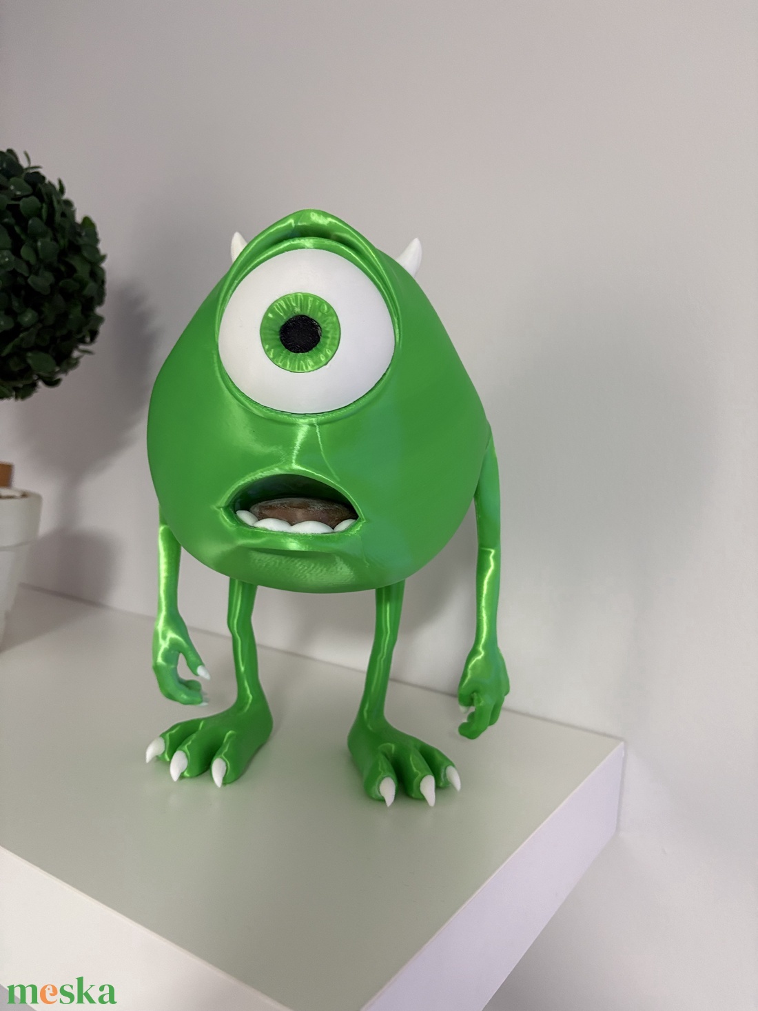 Mike wazowski - figura - otthon & életmód - dekoráció - asztal és polc dekoráció - asztaldísz - Meska.hu