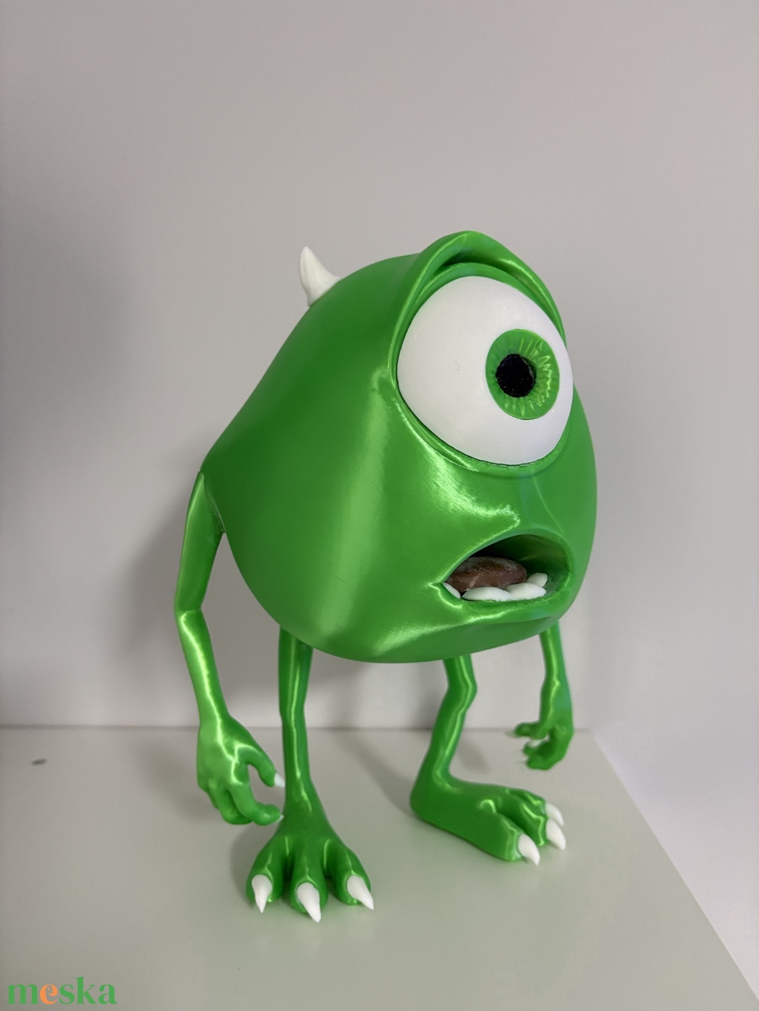 Mike wazowski - figura - otthon & életmód - dekoráció - asztal és polc dekoráció - asztaldísz - Meska.hu