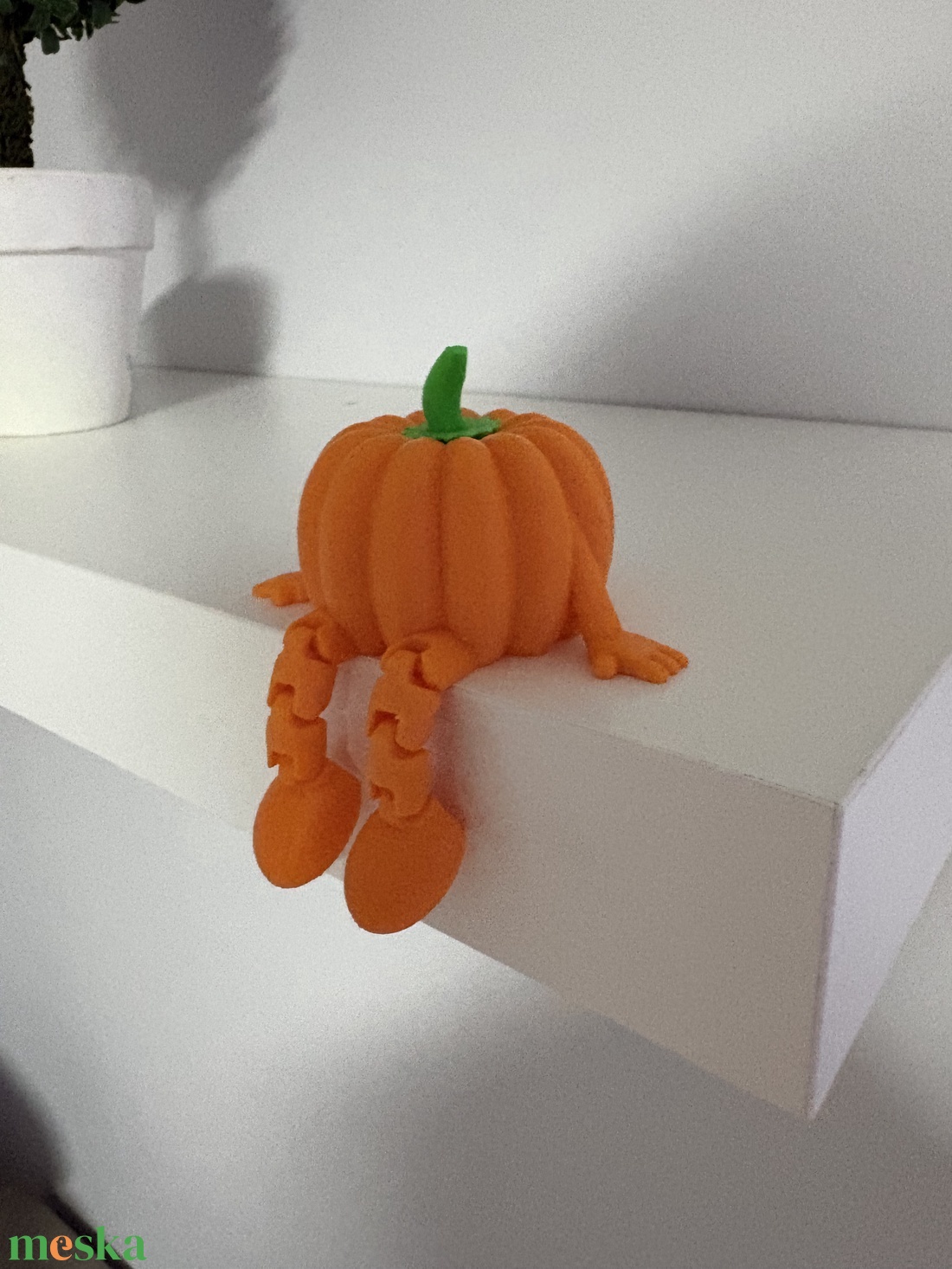 Halloween polcdísz - Ülő tök - otthon & életmód - dekoráció - asztal és polc dekoráció - asztaldísz - Meska.hu