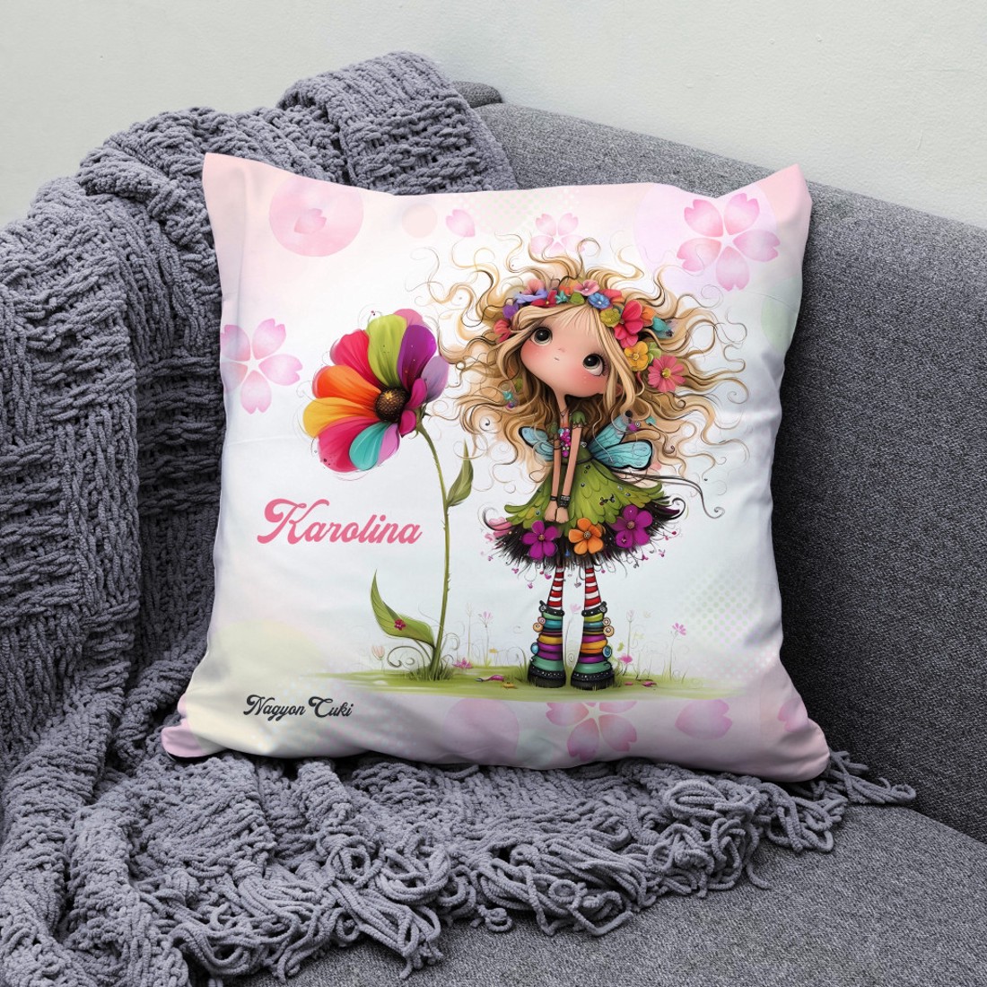 Névvel kérhető - Nagyon édes virág tündér mintás párna - otthon & életmód - lakástextil - párna & párnahuzat - díszpárna (belsővel együtt) - Meska.hu
