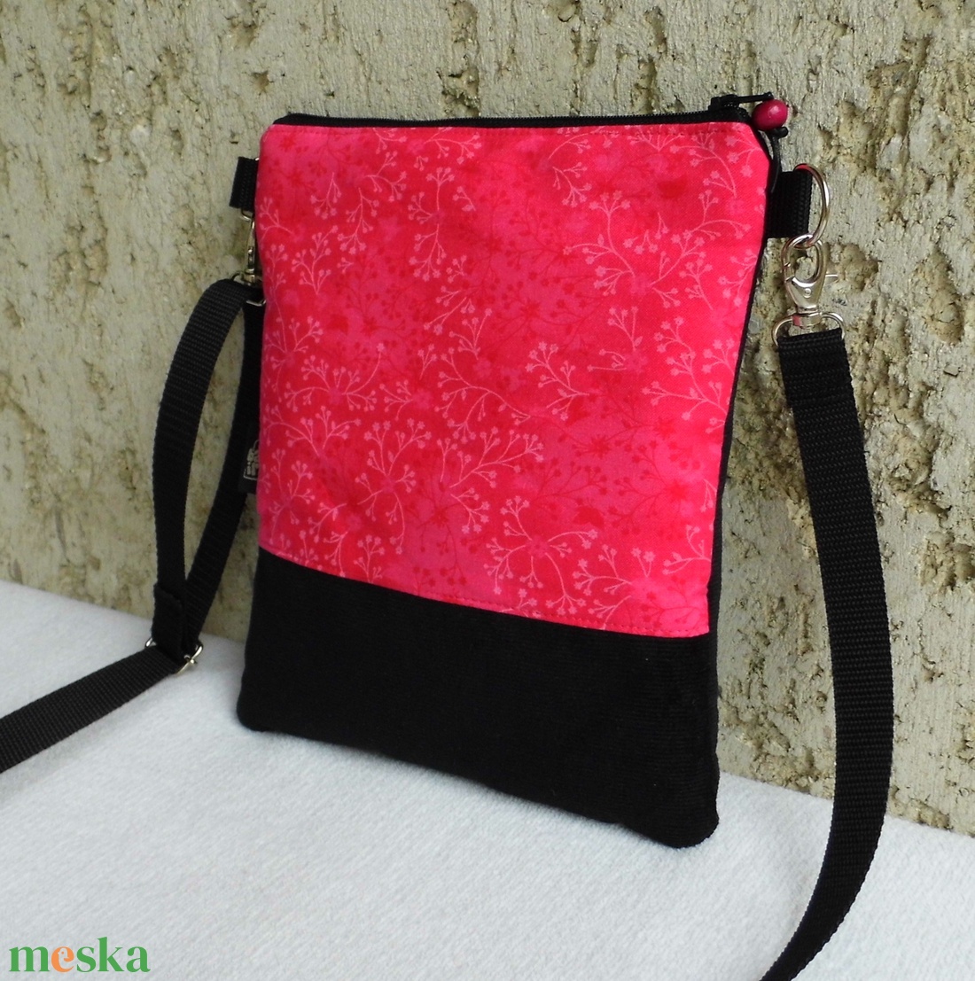 Pink-fekete női kistáska - táska & tok - variálható táska - Meska.hu