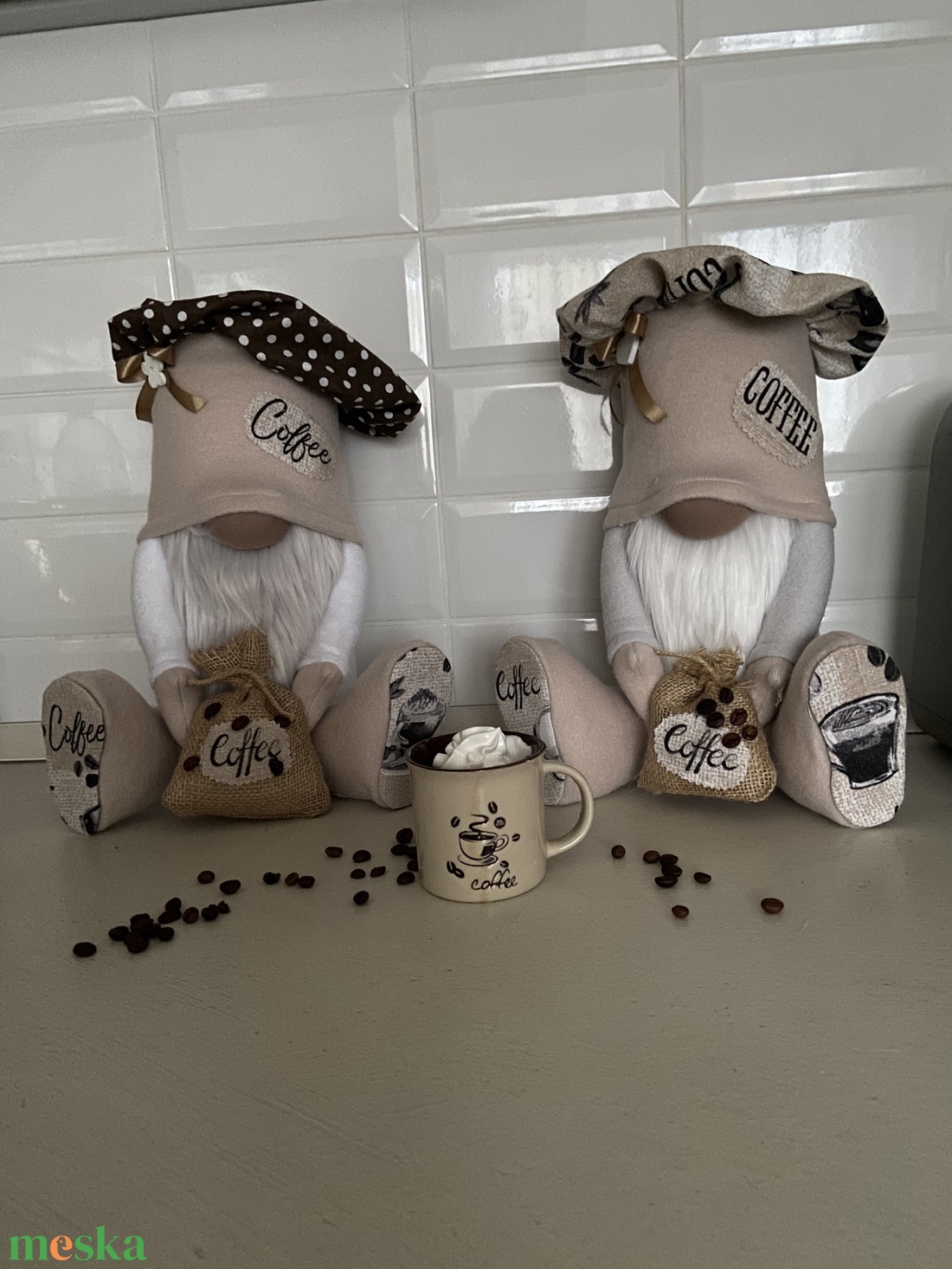 Kávés manó - otthon & életmód - dekoráció - asztal és polc dekoráció - asztaldísz - Meska.hu