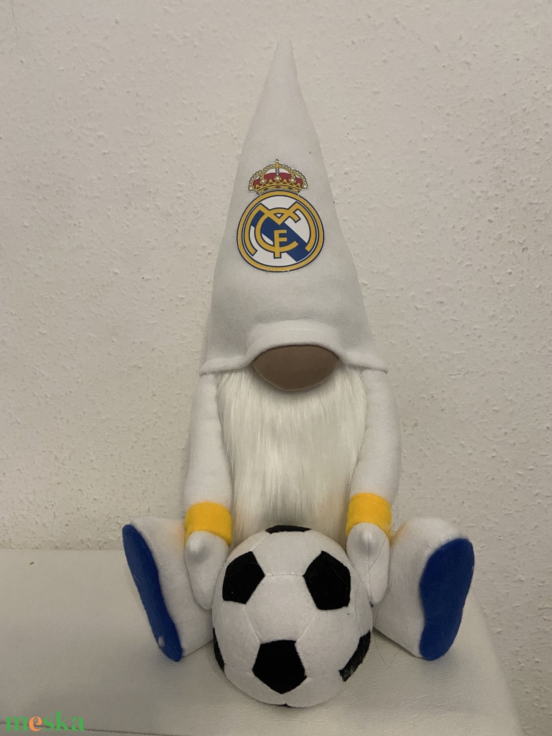Focis manó. Real Medrid - otthon & életmód - dekoráció - asztal és polc dekoráció - asztaldísz - Meska.hu Focis manó. Real Medrid - otthon & életmód - dekoráció - asztal és polc dekoráció - asztaldísz - Meska.hu