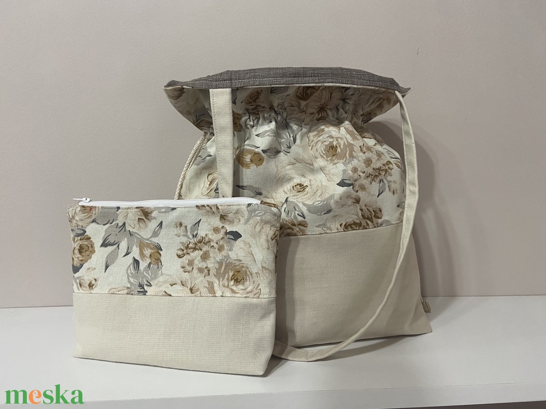 Virágos táska+neszeszer - táska & tok - kézitáska & válltáska - vállon átvethető táska - Meska.hu