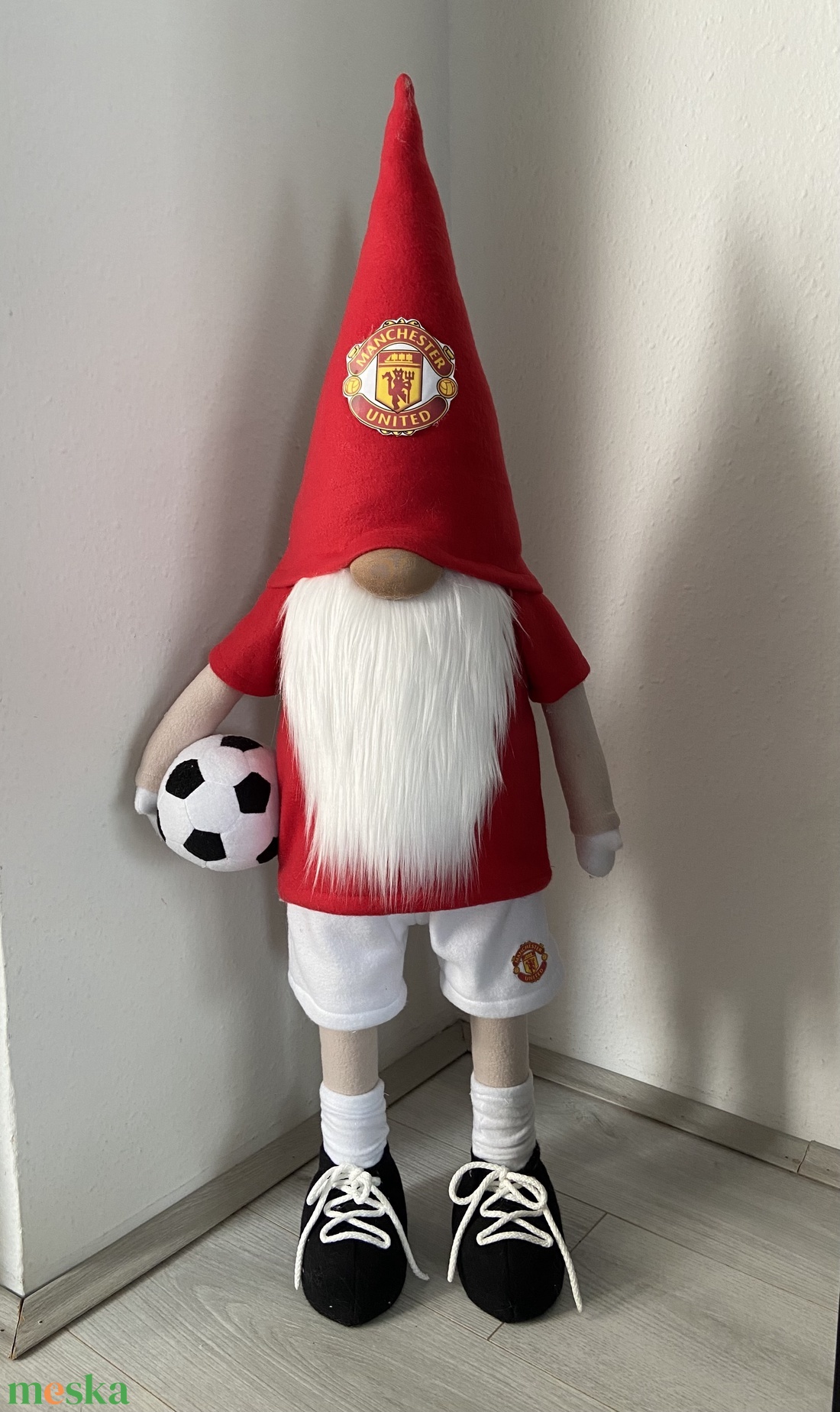 Álló Focis manó. Manchester United 100 cm - otthon & életmód - dekoráció - asztal és polc dekoráció - asztaldísz - Meska.hu Álló Focis manó. Manchester United 100 cm - otthon & életmód - dekoráció - asztal és polc dekoráció - asztaldísz - Meska.hu