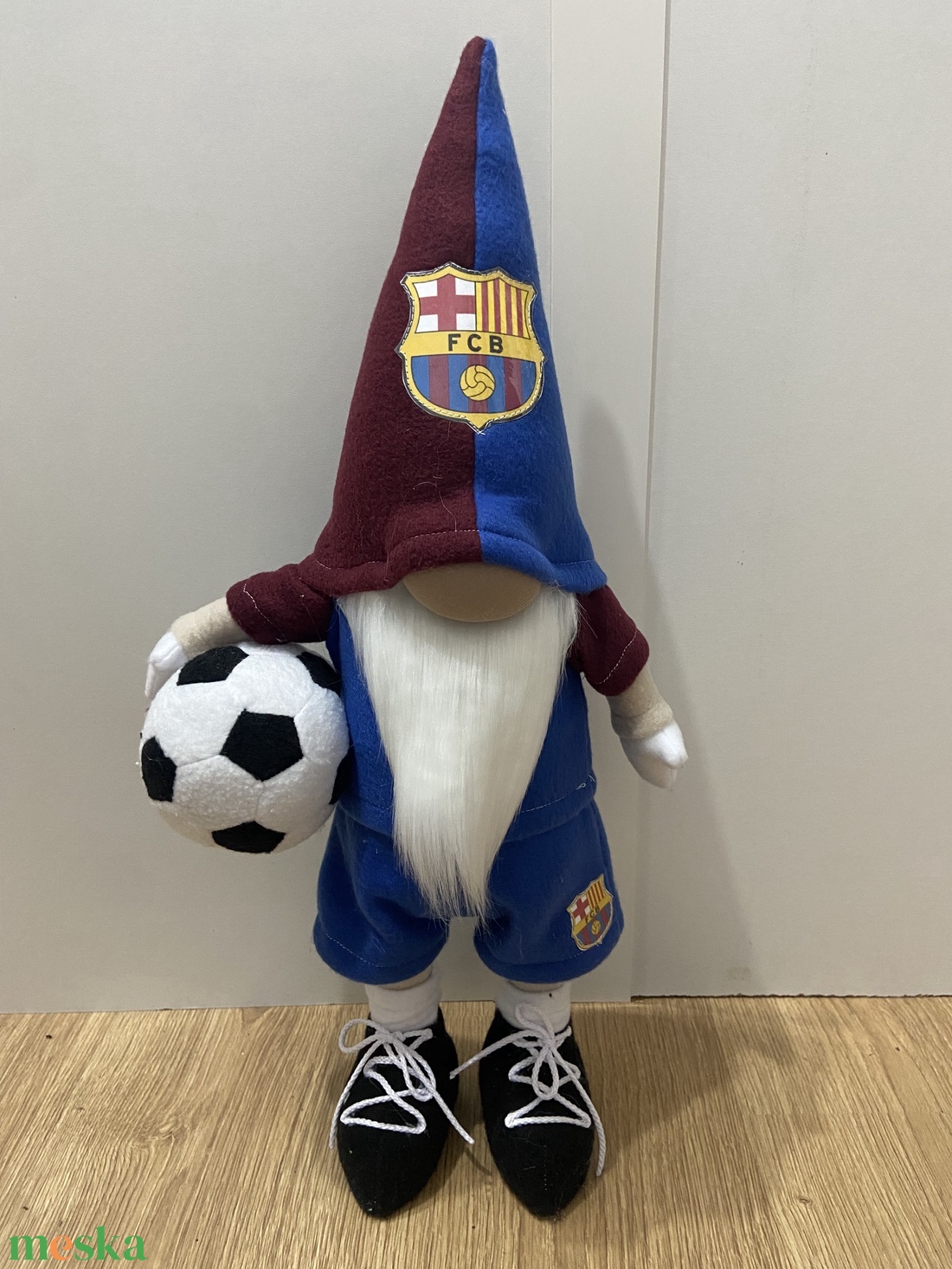 Álló Focis manó. Barcelona 50 cm - otthon & életmód - dekoráció - asztal és polc dekoráció - asztaldísz - Meska.hu Álló Focis manó. Barcelona 50 cm - otthon & életmód - dekoráció - asztal és polc dekoráció - asztaldísz - Meska.hu