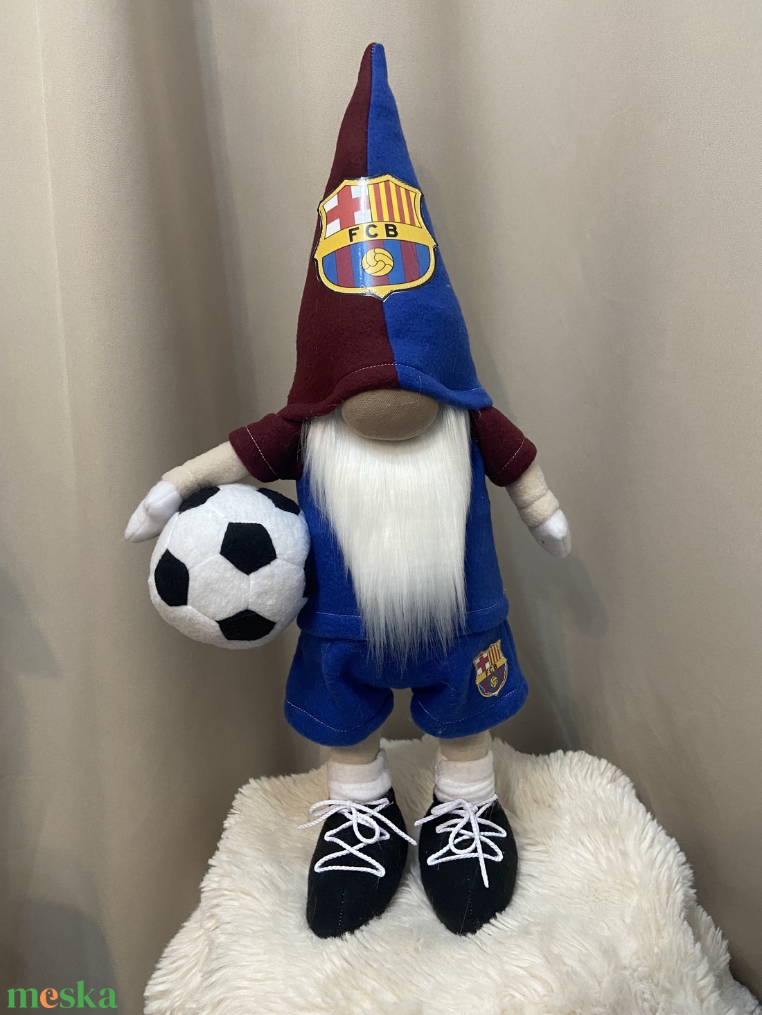 Álló Focis manó. Barcelona  50 cm - otthon & életmód - dekoráció - asztal és polc dekoráció - asztaldísz - Meska.hu