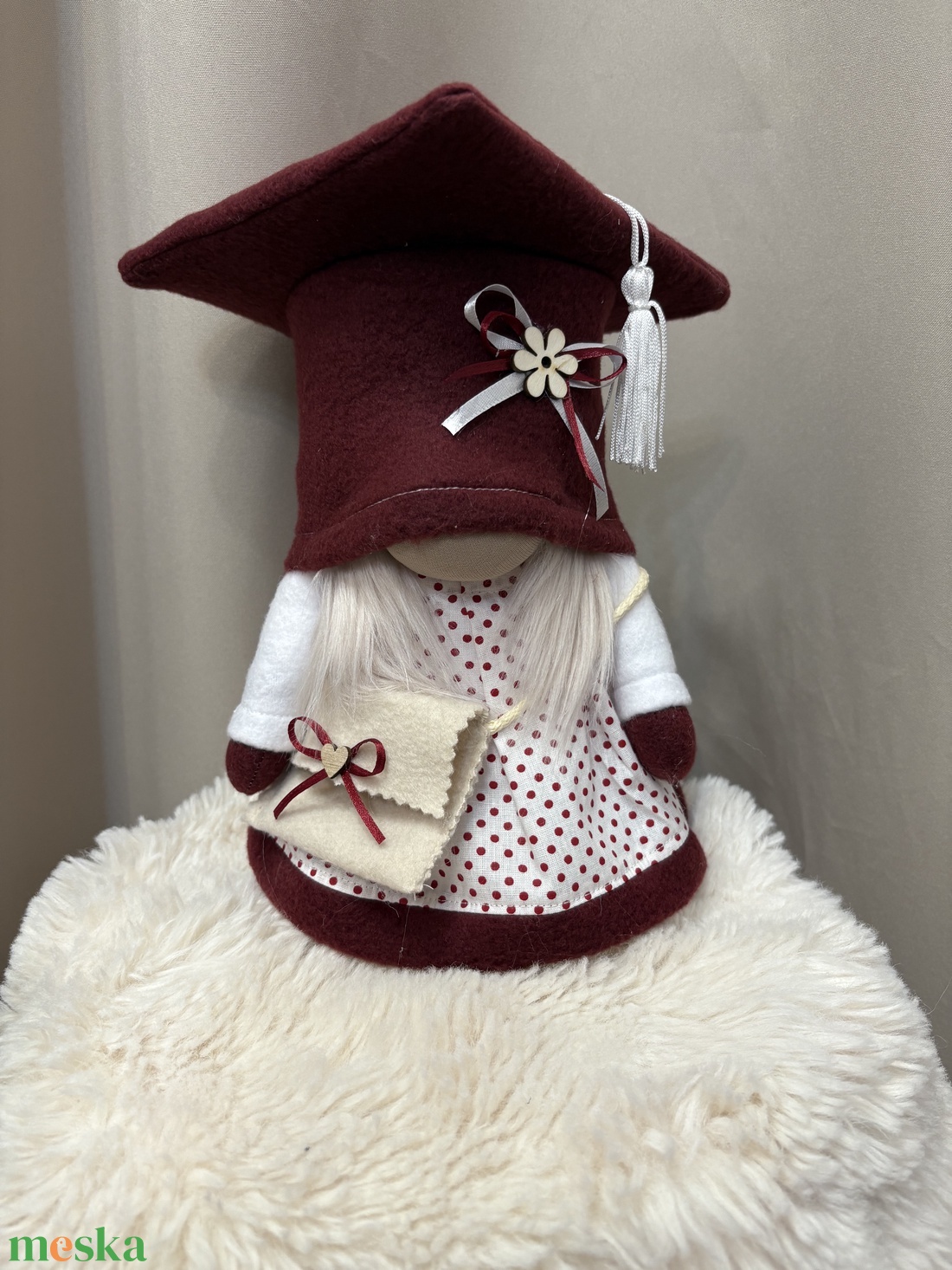 Ballagó manólány .Bordó - otthon & életmód - dekoráció - asztal és polc dekoráció - asztaldísz - Meska.hu