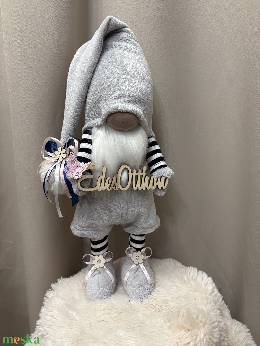 Szürke  manófiú - otthon & életmód - dekoráció - asztal és polc dekoráció - asztaldísz - Meska.hu