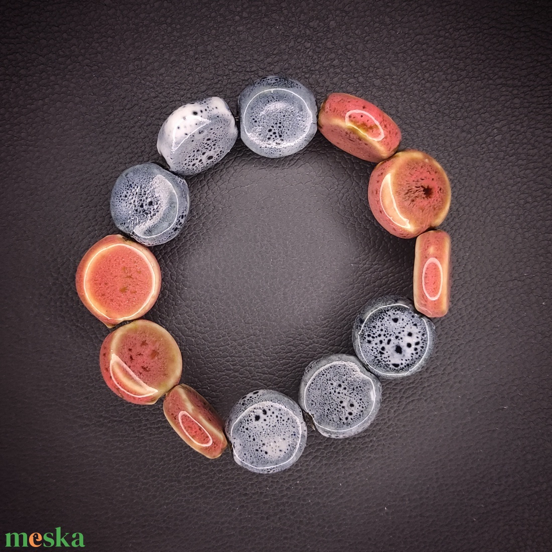 Karkötő: kerámia gyöngyökből #5 - ékszer - karkötő - gyöngyös karkötő - Meska.hu