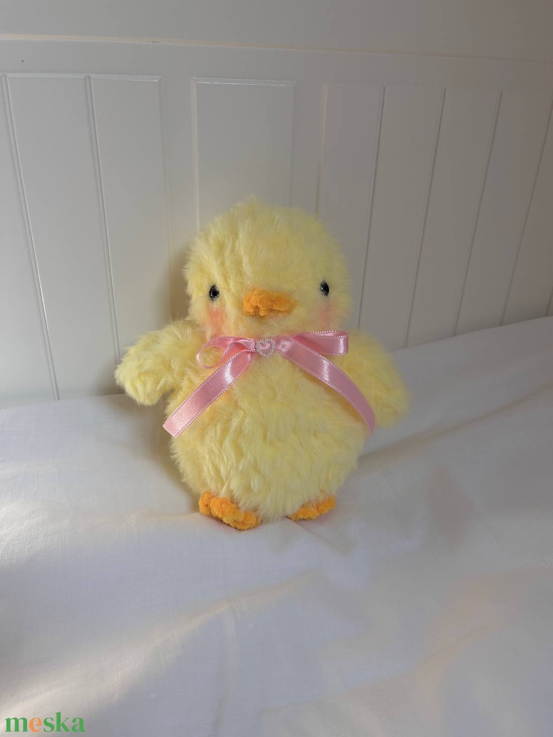 �Mae Húsvéti Coquette Csibe Plüss, Kézműves Tavaszi Dekoráció Rózsaszín Masnival és Gyöngyös Szívvel - játék & sport - plüssállat & játékfigura - madár - Meska.hu