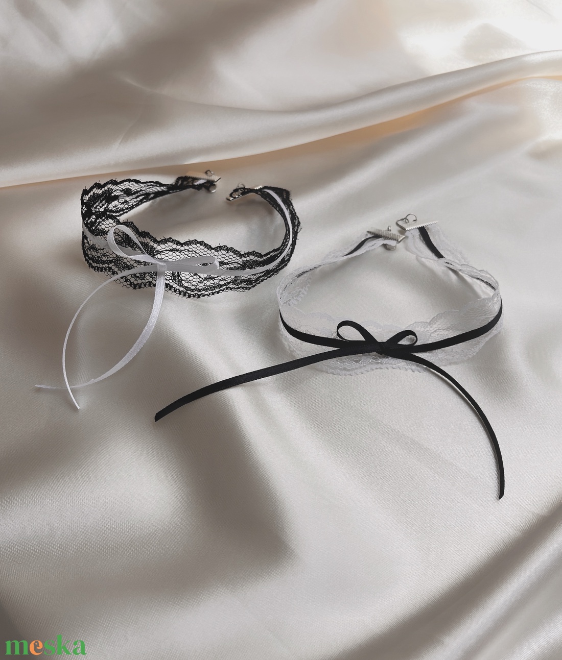 Anastasia Choker - csipke nyakpánt szalaggal, fém kapoccsal - ékszer - nyaklánc - nyakpánt, gallér - Meska.hu