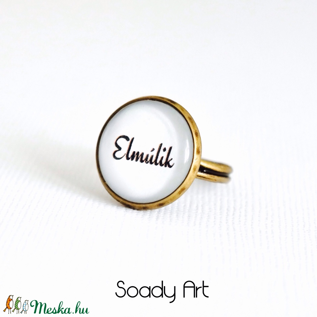 Elmúlik felíratú fekete fehér gyűrű -  - Meska.hu
