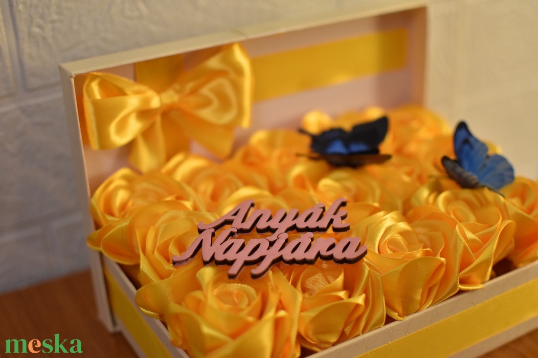 Örök Rózsabox - otthon & életmód - dekoráció - asztal és polc dekoráció - díszdoboz - Meska.hu