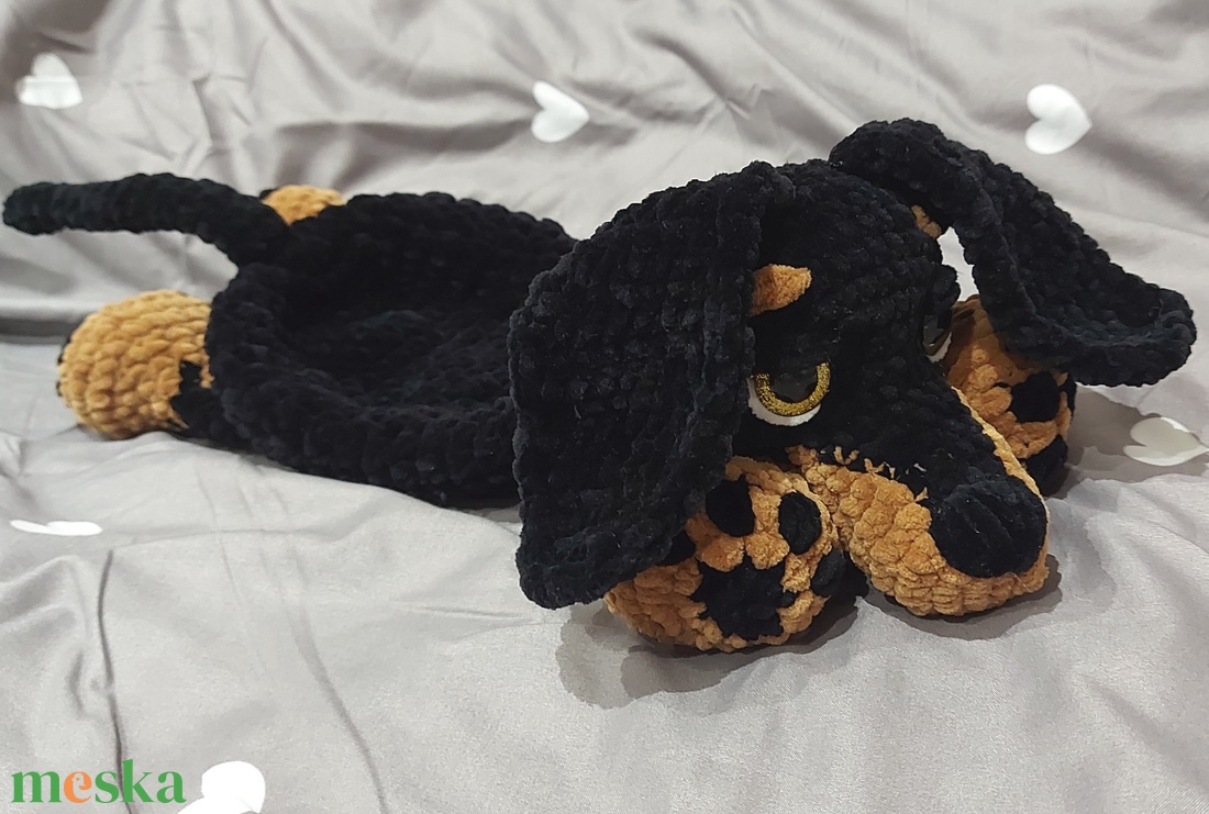 Horgolt Tacskó kutya - játék & sport - plüssállat & játékfigura - kutya - Meska.hu