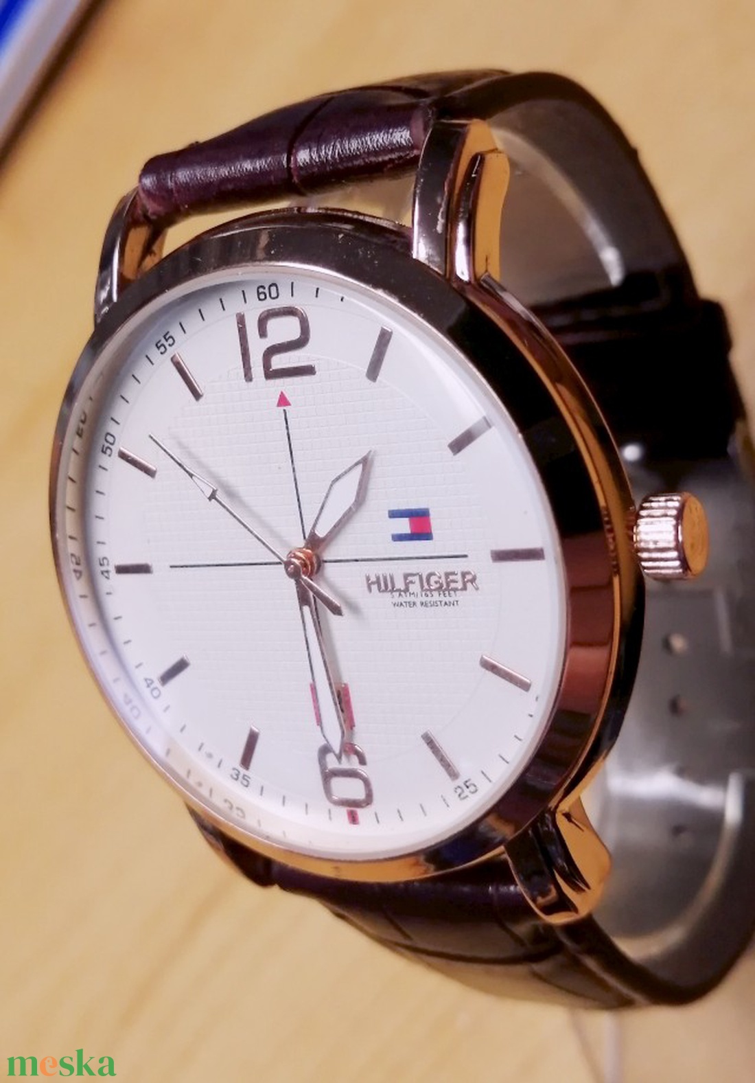 Tommy Hilfiger 4434 Watch Aranyozott tokban, krokodil mintás varrott bőr szíjjal - ékszer - karóra és ékszeróra - karóra - Meska.hu Tommy Hilfiger 4434 Watch Aranyozott tokban, krokodil mintás varrott bőr szíjjal - ékszer - karóra és ékszeróra - karóra - Meska.hu