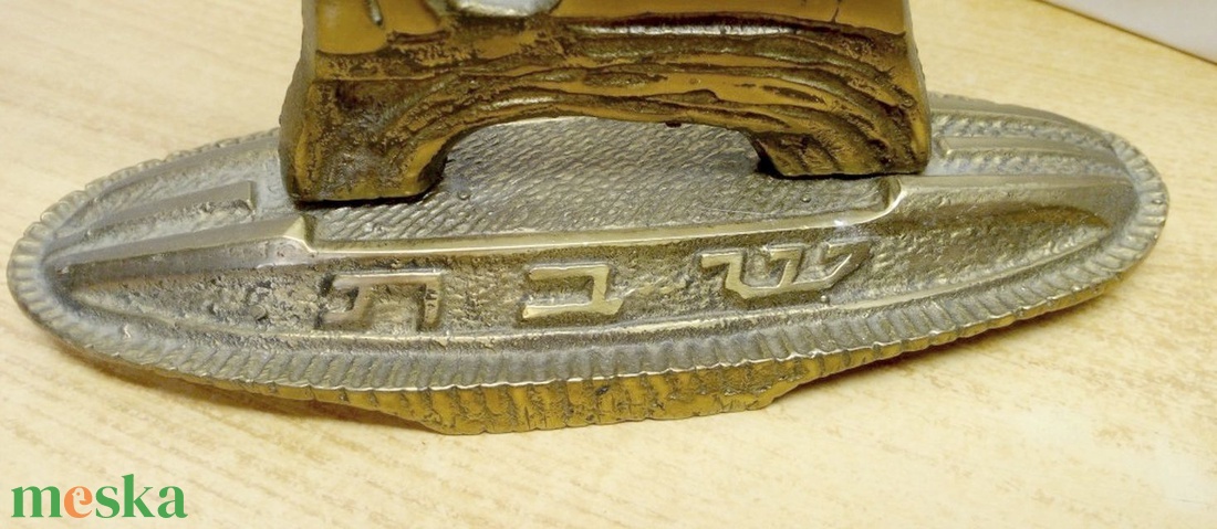Imádkozó alakos bronz gyertyatartó a távolkeletről - otthon & életmód - gyertya, illat, aroma - gyertyatartó - Meska.hu Imádkozó alakos bronz gyertyatartó a távolkeletről - otthon & életmód - gyertya, illat, aroma - gyertyatartó - Meska.hu