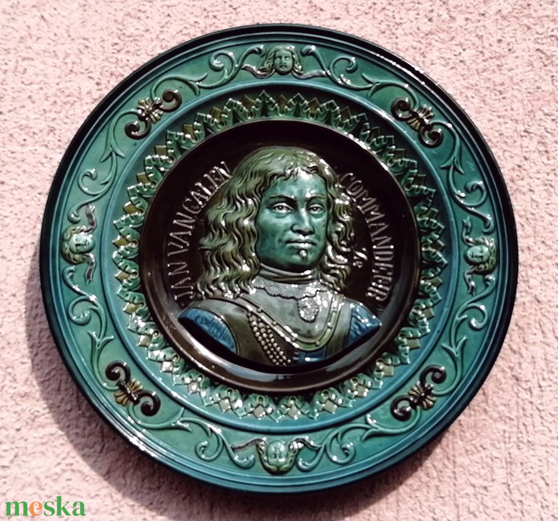 Majolika falitányér JAN VAN GALEN XVII. századi holland haditengerészeti parancsnok reliefjével. - otthon & életmód - dekoráció - fali és függő dekoráció - falra akasztható dekor - Meska.hu Majolika falitányér JAN VAN GALEN XVII. századi holland haditengerészeti parancsnok reliefjével. - otthon & életmód - dekoráció - fali és függő dekoráció - falra akasztható dekor - Meska.hu