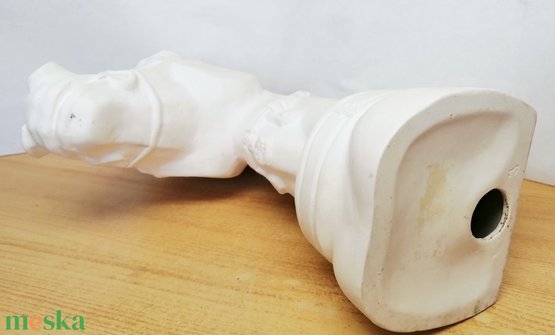Paripafej torzó biszkvit máz nélküli porcelán. Világhy Árpád szobrász-keramikus alkotása - művészet - szobor - kerámia - Meska.hu Paripafej torzó biszkvit máz nélküli porcelán. Világhy Árpád szobrász-keramikus alkotása - művészet - szobor - kerámia - Meska.hu