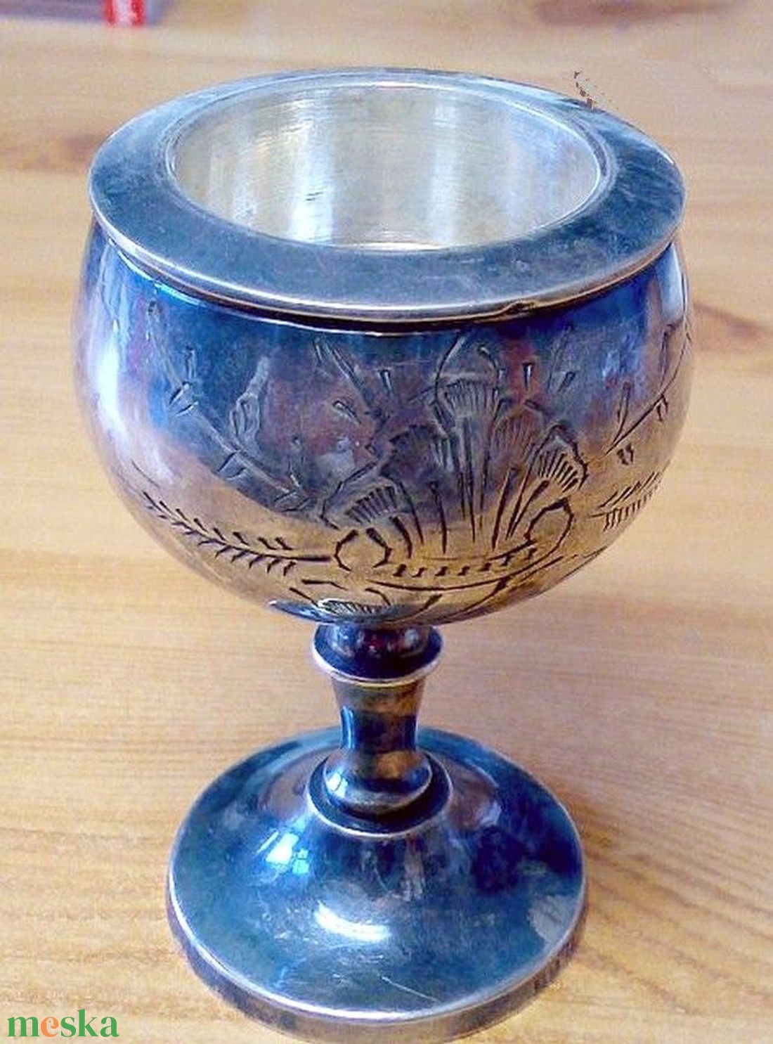 Ón asztaldísz páros, vésett dekorációval. Hamuzó, és mécsestartó, összetartozó darabok - otthon & életmód - gyertya, illat, aroma - mécses és mécsestartó - Meska.hu Ón asztaldísz páros, vésett dekorációval. Hamuzó, és mécsestartó, összetartozó darabok - otthon & életmód - gyertya, illat, aroma - mécses és mécsestartó - Meska.hu