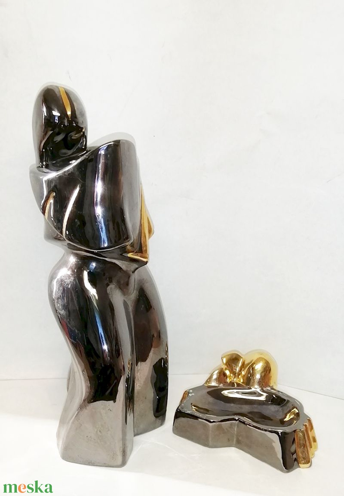 Art Deco Hamuzótálka és szoborváza Apulum, szignált porcelán műtárgy - művészet - szobor - kerámia - Meska.hu Art Deco Hamuzótálka és szoborváza Apulum, szignált porcelán műtárgy - művészet - szobor - kerámia - Meska.hu