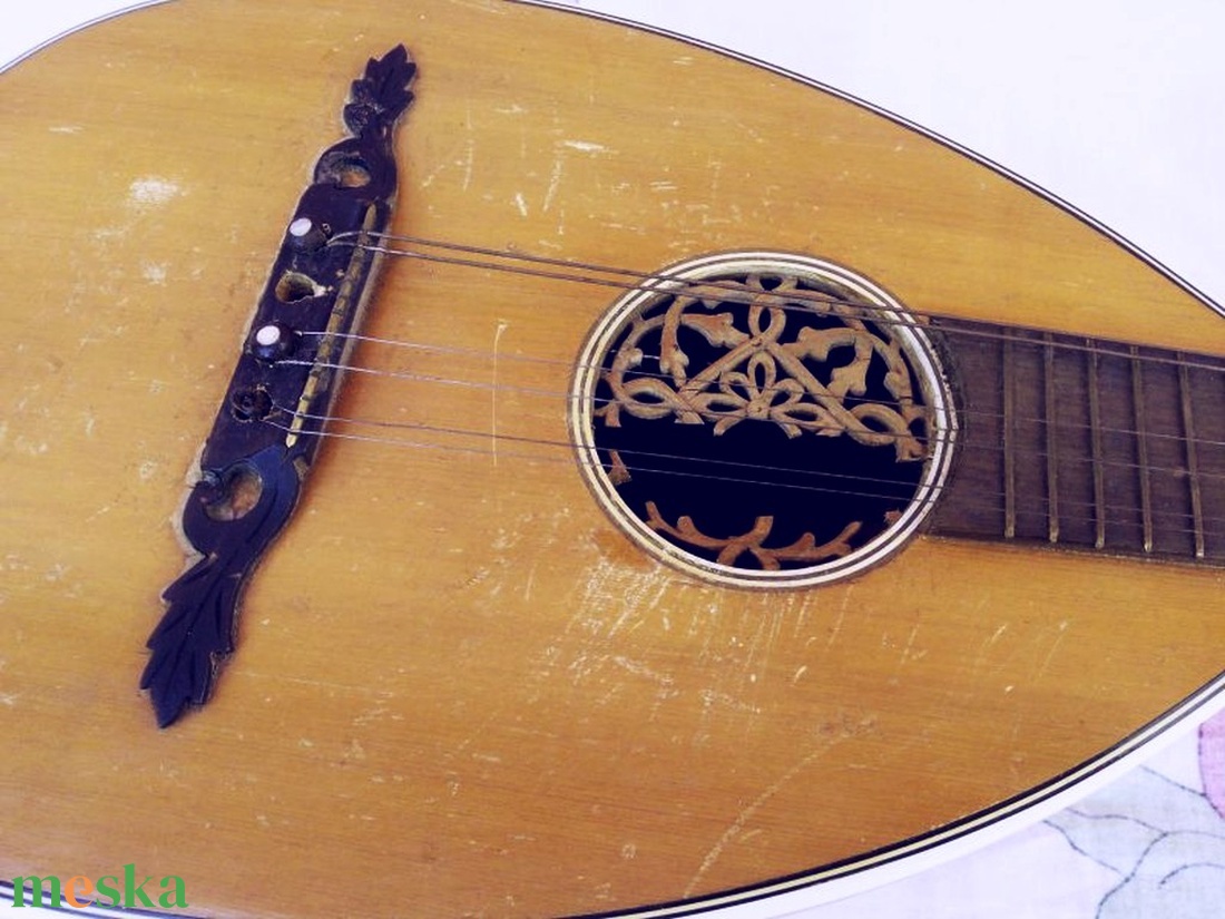 Antik Mandriola vagy Tricordia, 12 húros mandolin. Meinel - Herold 1910-1920 évek - könyv & zene - hangszer & hangszertok - Meska.hu Antik Mandriola vagy Tricordia, 12 húros mandolin. Meinel - Herold 1910-1920 évek - könyv & zene - hangszer & hangszertok - Meska.hu