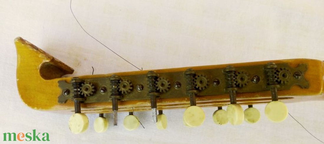Antik Mandriola vagy Tricordia, 12 húros mandolin. Meinel - Herold 1910-1920 évek - könyv & zene - hangszer & hangszertok - Meska.hu Antik Mandriola vagy Tricordia, 12 húros mandolin. Meinel - Herold 1910-1920 évek - könyv & zene - hangszer & hangszertok - Meska.hu