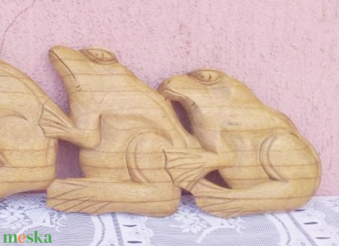 Békacsapat faragvány Indonéziából, egyedi kézműves munka. 80cm. - művészet - szobor - fa - Meska.hu Békacsapat faragvány Indonéziából, egyedi kézműves munka. 80cm. - művészet - szobor - fa - Meska.hu