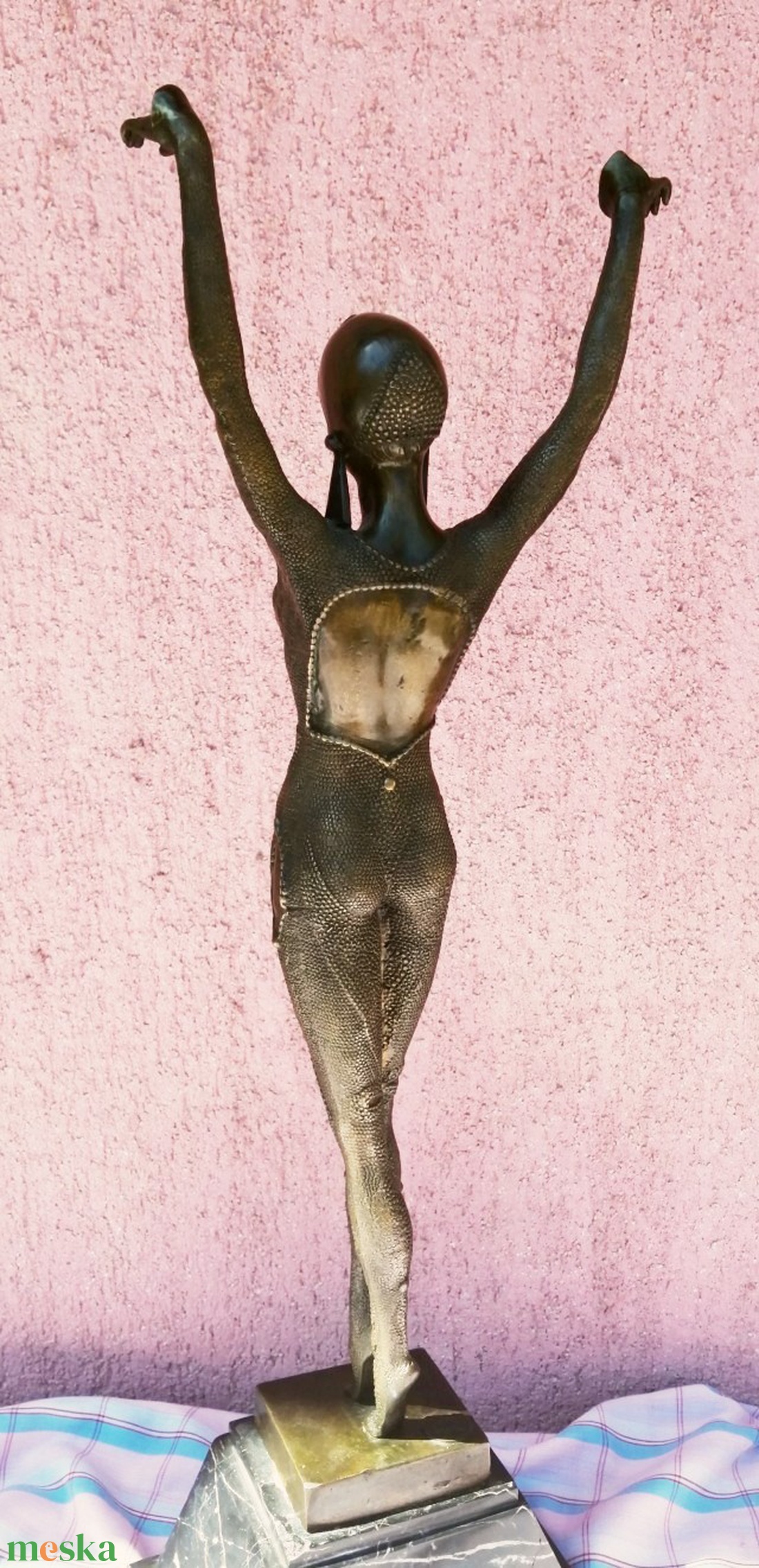 Primadonna. Egzotikus táncosnő szobor Franciaországból, bronz, márvány talapzaton - művészet - szobor - fém - Meska.hu Primadonna. Egzotikus táncosnő szobor Franciaországból, bronz, márvány talapzaton - művészet - szobor - fém - Meska.hu