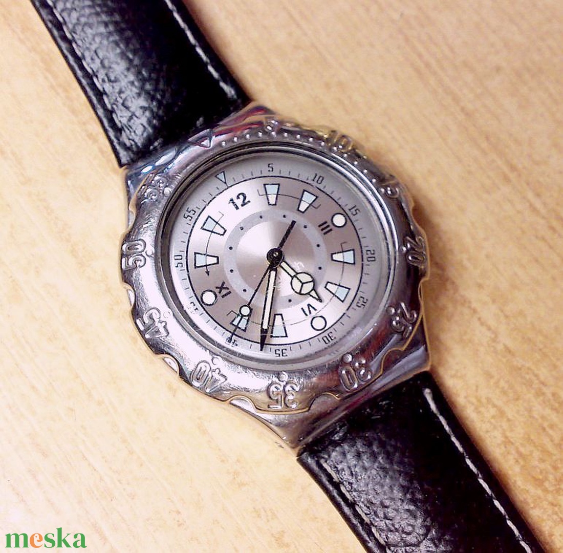 Svájci SWATCH Quartz karóra Króm tokozású forgó lünettás, bőr szíjjal - ékszer - karóra és ékszeróra - karóra - Meska.hu Svájci SWATCH Quartz karóra Króm tokozású forgó lünettás, bőr szíjjal - ékszer - karóra és ékszeróra - karóra - Meska.hu