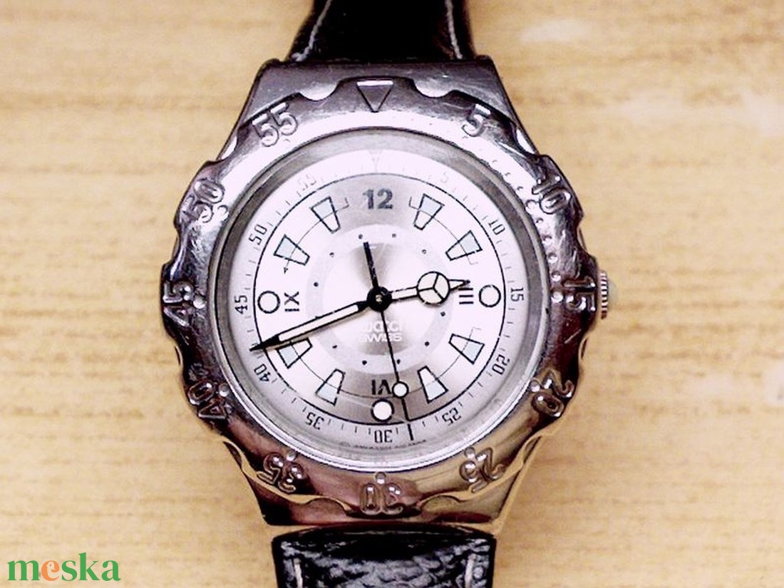 Svájci SWATCH Quartz karóra Króm tokozású forgó lünettás, bőr szíjjal - ékszer - karóra és ékszeróra - karóra - Meska.hu Svájci SWATCH Quartz karóra Króm tokozású forgó lünettás, bőr szíjjal - ékszer - karóra és ékszeróra - karóra - Meska.hu