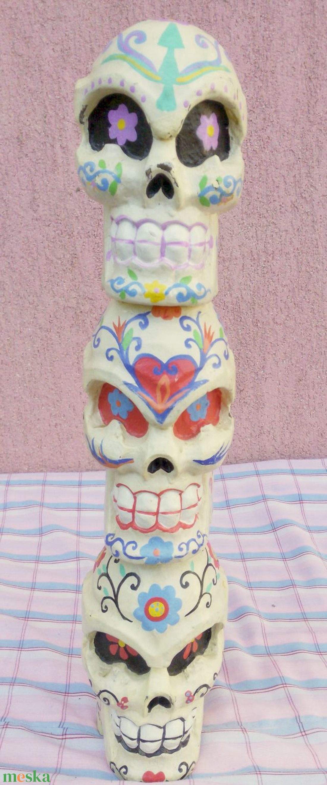 Koponyás totemoszlop festett, faragott szobor, Egyedi ritkaság - művészet - szobor - fa szobor - Meska.hu