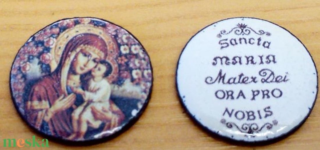 Kör alakú Tűzzománc medál, Imával a hátoldalon, keret nélkül. Többféle 19mm. - ékszer - nyaklánc - medál - Meska.hu Kör alakú Tűzzománc medál, Imával a hátoldalon, keret nélkül. Többféle 19mm. - ékszer - nyaklánc - medál - Meska.hu