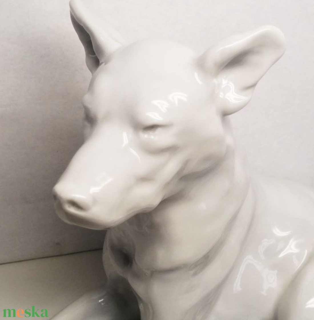 Herendi nagy méretű fekvő kutya porcelán figura, fehér mázas, jelzett számozott - művészet - szobor - kerámia - Meska.hu
