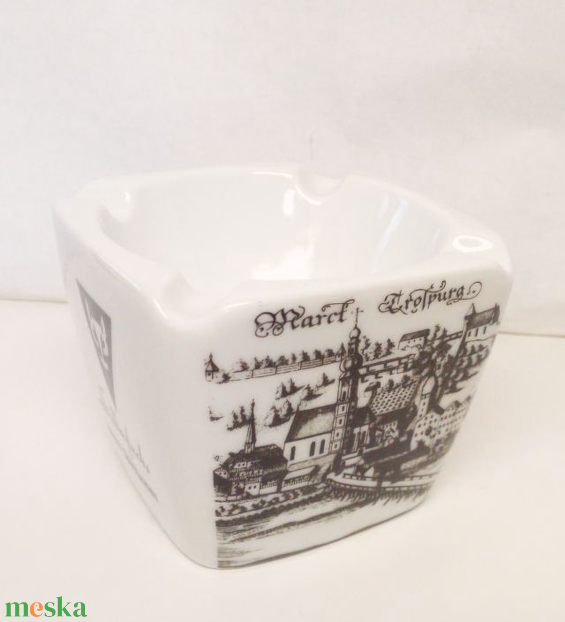 Bavaria négy oldalán mintázott porcelán hamuzó edényke készlet 10db. egyben - otthon & életmód - dekoráció - asztal és polc dekoráció - hamutál, öngyújtó, pipa - Meska.hu Bavaria négy oldalán mintázott porcelán hamuzó edényke készlet 10db. egyben - otthon & életmód - dekoráció - asztal és polc dekoráció - hamutál, öngyújtó, pipa - Meska.hu