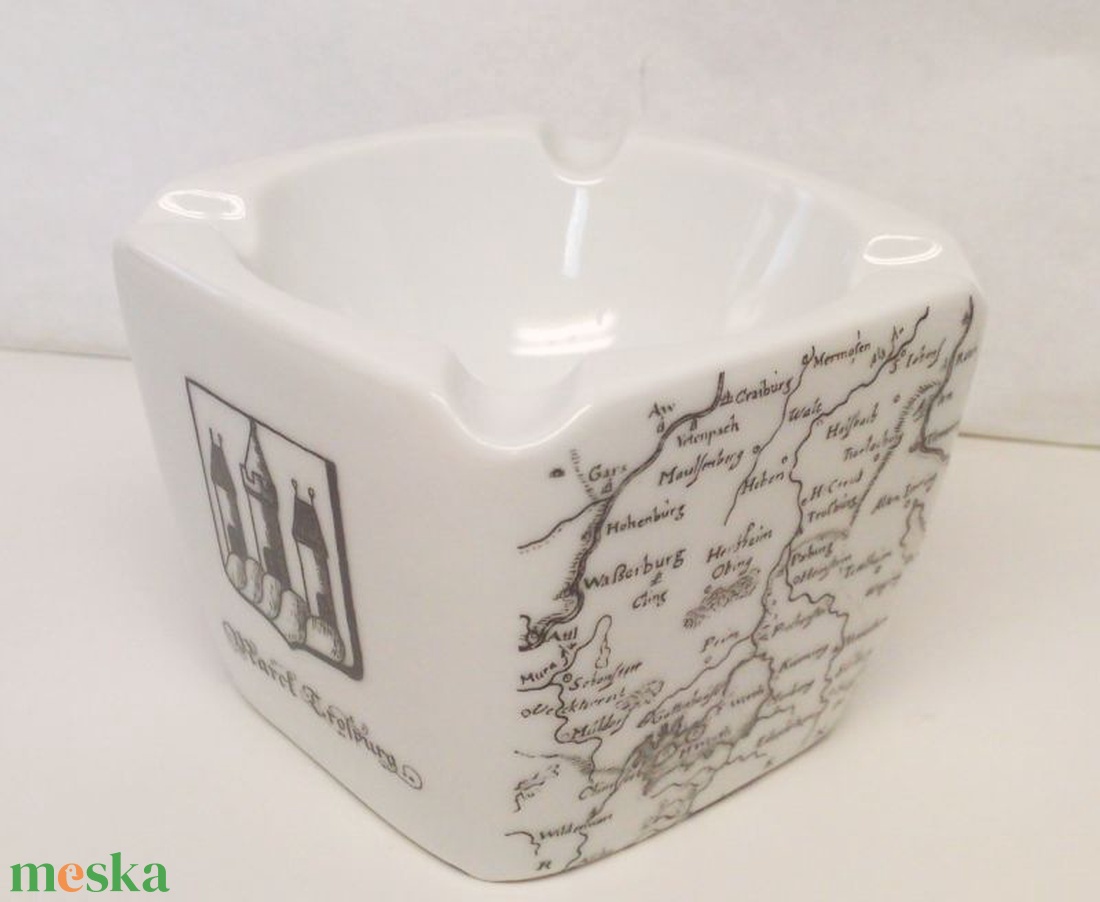 Bavaria négy oldalán mintázott porcelán hamuzó edényke készlet 10db. egyben - otthon & életmód - dekoráció - asztal és polc dekoráció - hamutál, öngyújtó, pipa - Meska.hu Bavaria négy oldalán mintázott porcelán hamuzó edényke készlet 10db. egyben - otthon & életmód - dekoráció - asztal és polc dekoráció - hamutál, öngyújtó, pipa - Meska.hu