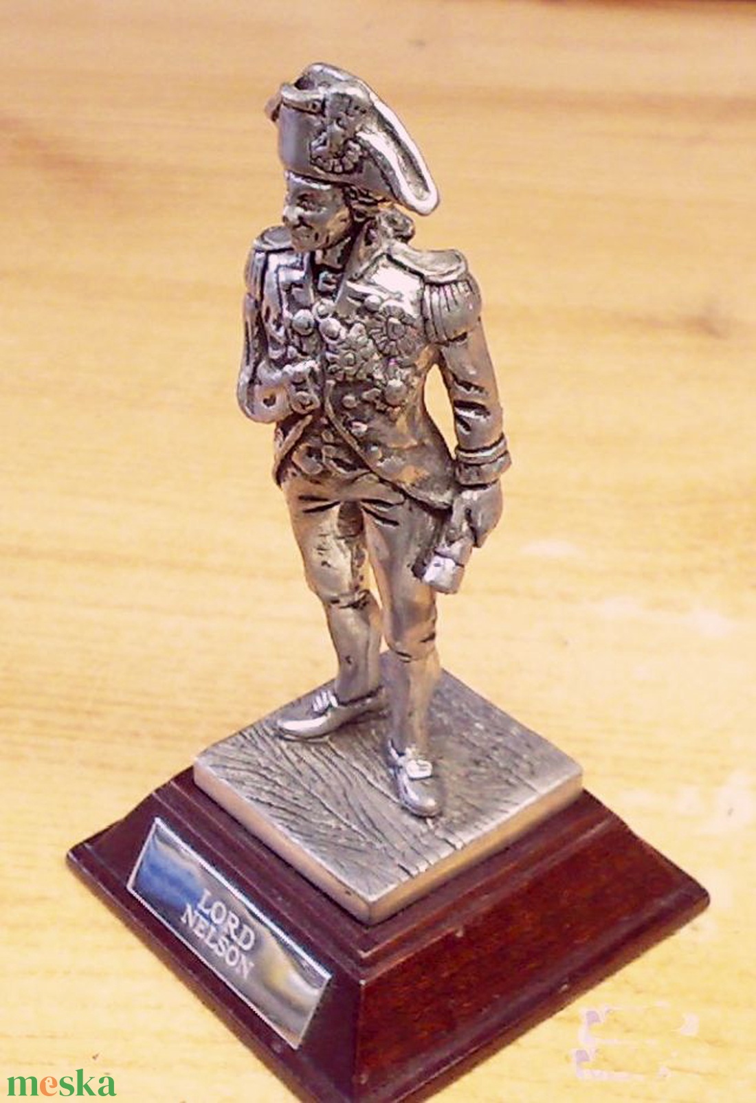 Lord Nelson, Ón kisplasztika, fa talapzaton, Angol miniatúra - művészet - szobor - fém - Meska.hu Lord Nelson, Ón kisplasztika, fa talapzaton, Angol miniatúra - művészet - szobor - fém - Meska.hu