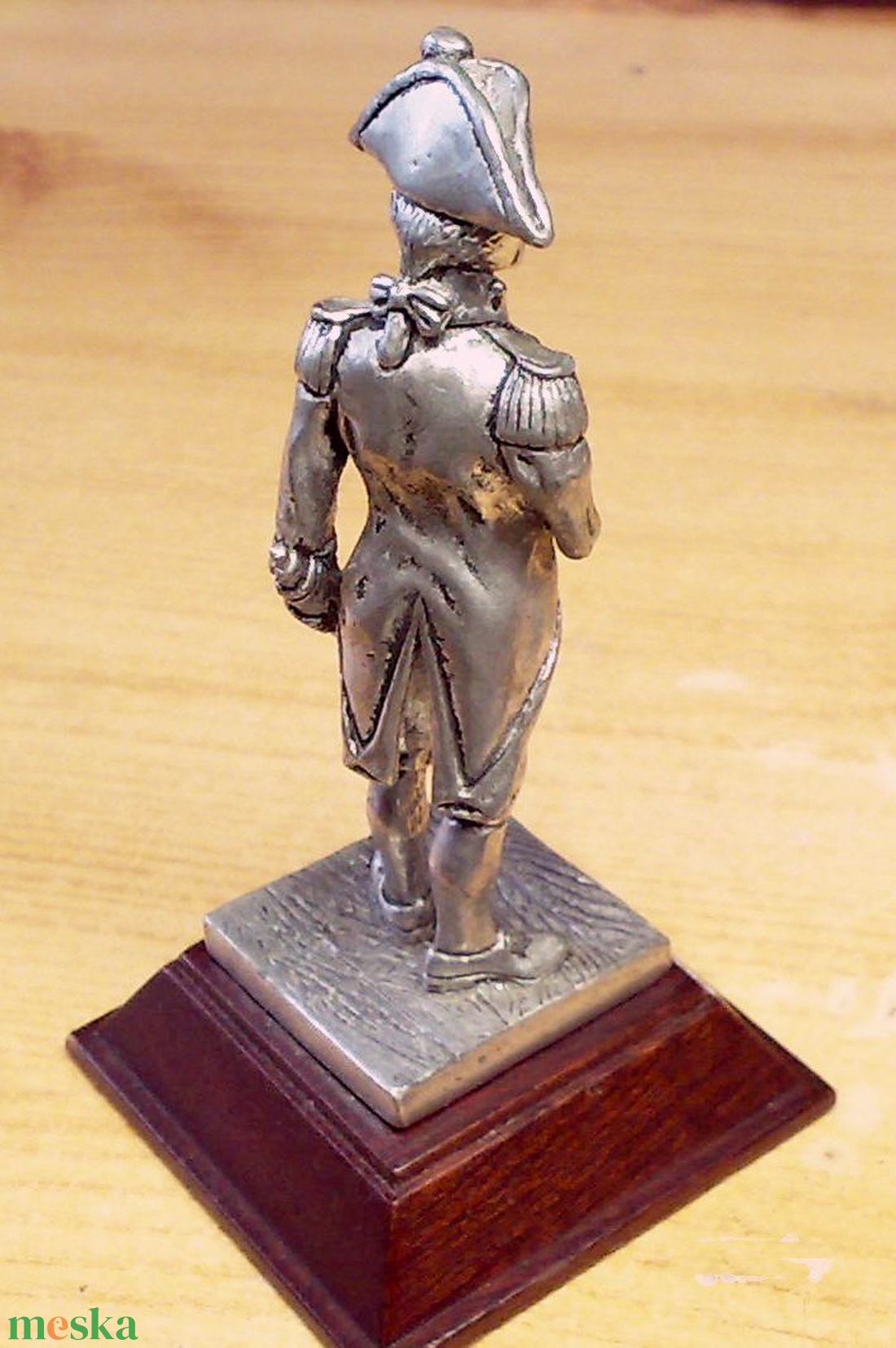 Lord Nelson, Ón kisplasztika, fa talapzaton, Angol miniatúra - művészet - szobor - fém - Meska.hu Lord Nelson, Ón kisplasztika, fa talapzaton, Angol miniatúra - művészet - szobor - fém - Meska.hu