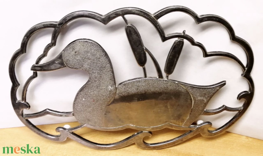 Vitange ezüstözött dekoratív edény alátét. Retro konyhába - otthon & életmód - konyhafelszerelés, tálalás - sütés, főzés - edényalátét - Meska.hu