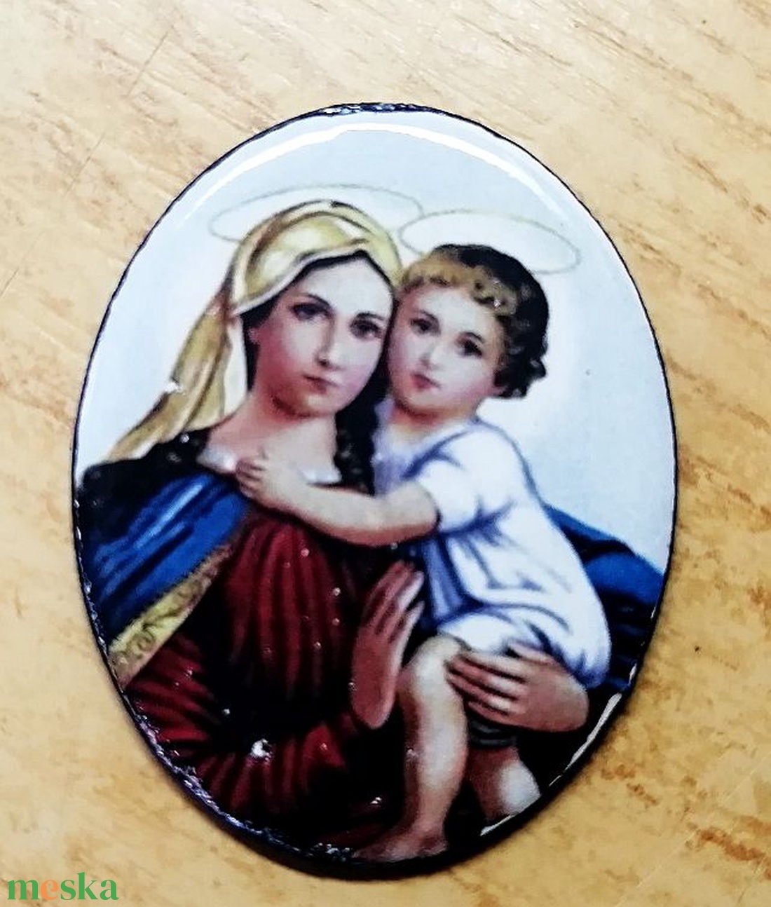 Katolikus ékszer Szűzanya a kisdeddel, glóriával. Tűzzománc medál - ékszer - nyaklánc - medál - Meska.hu