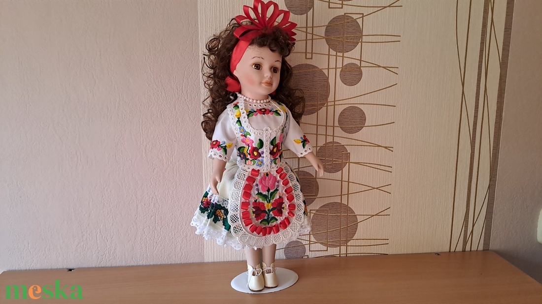 Kalocsai baba - játék & sport - baba & babaház - öltöztethető baba - Meska.hu