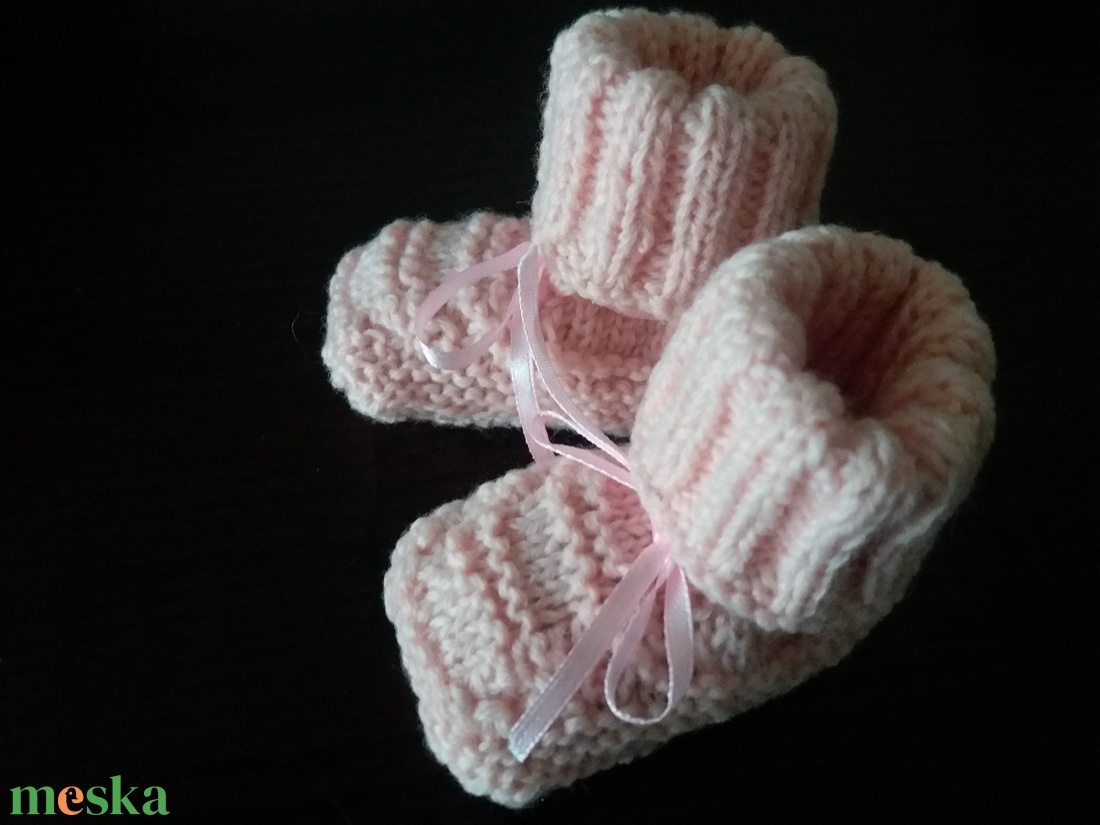 Újszülöttnek baby kispampó roze - ruha & divat - babaruha & gyerekruha - babacipő - Meska.hu Újszülöttnek baby kispampó roze - ruha & divat - babaruha & gyerekruha - babacipő - Meska.hu