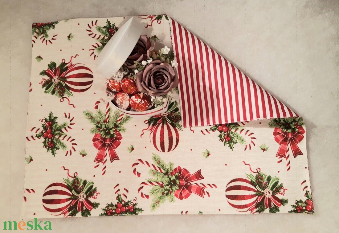 Karácsonyigömbös tányéralátét - otthon & életmód - konyhafelszerelés, tálalás - sütés, főzés - edényalátét - Meska.hu