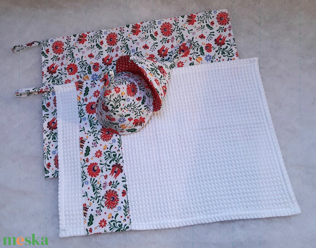 Magyaros mintás konyharuha fedőfogóval - otthon & életmód - konyhafelszerelés, tálalás - konyhai textil - konyharuha & törlőkendő - Meska.hu Magyaros mintás konyharuha fedőfogóval - otthon & életmód - konyhafelszerelés, tálalás - konyhai textil - konyharuha & törlőkendő - Meska.hu