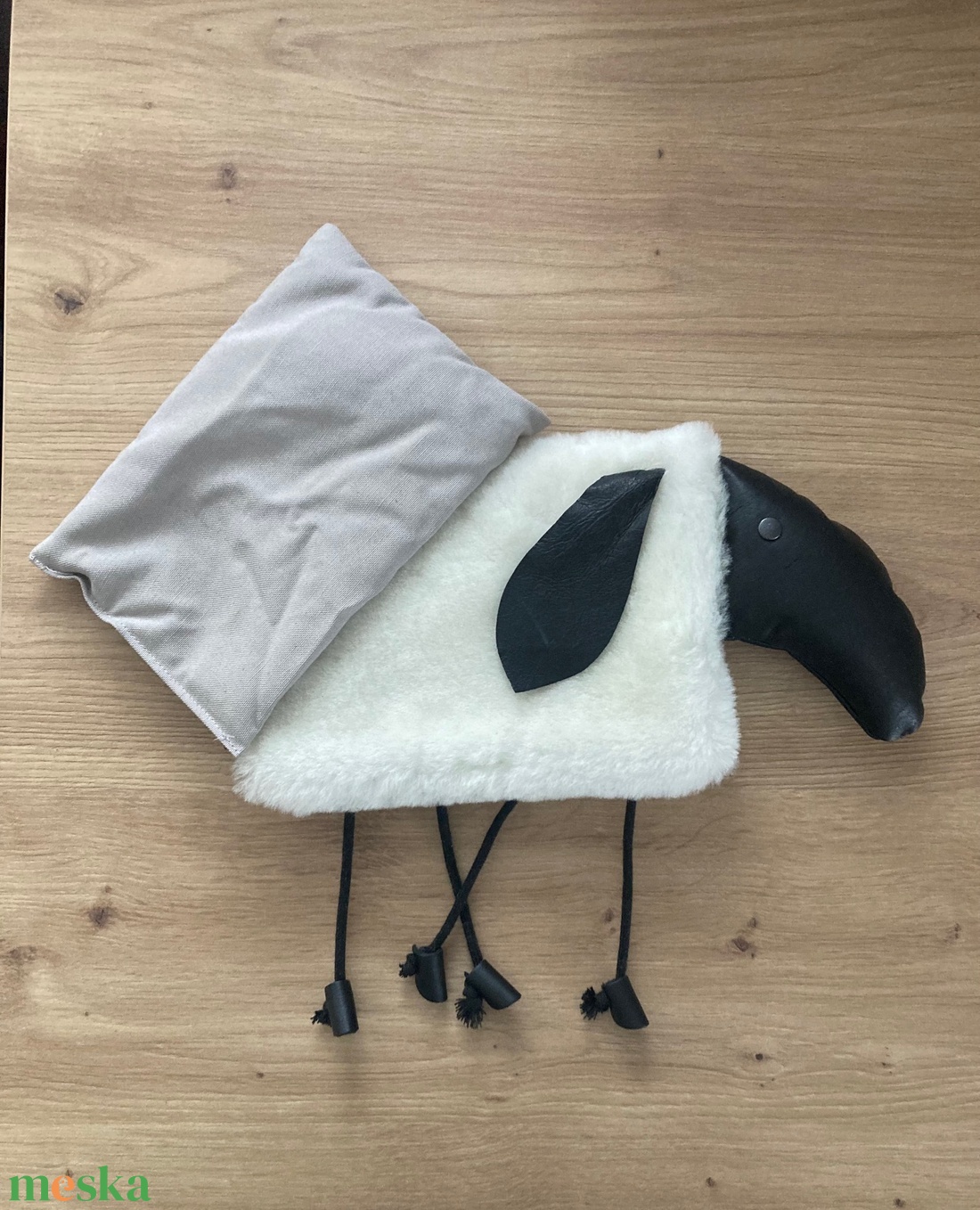 Melegítő párna búzával -Fehér bárány - szépségápolás - egészségmegőrzési kellékek - tönkölypelyvapárna - Meska.hu