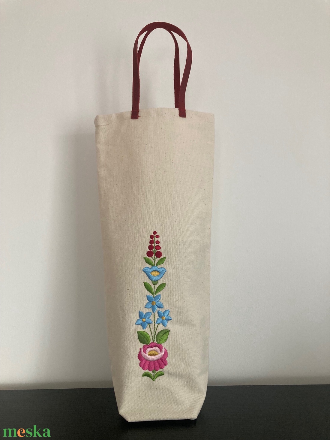 Hímzett italtasak  - otthon & életmód - konyhafelszerelés, tálalás - italos kellékek - italtartó - Meska.hu