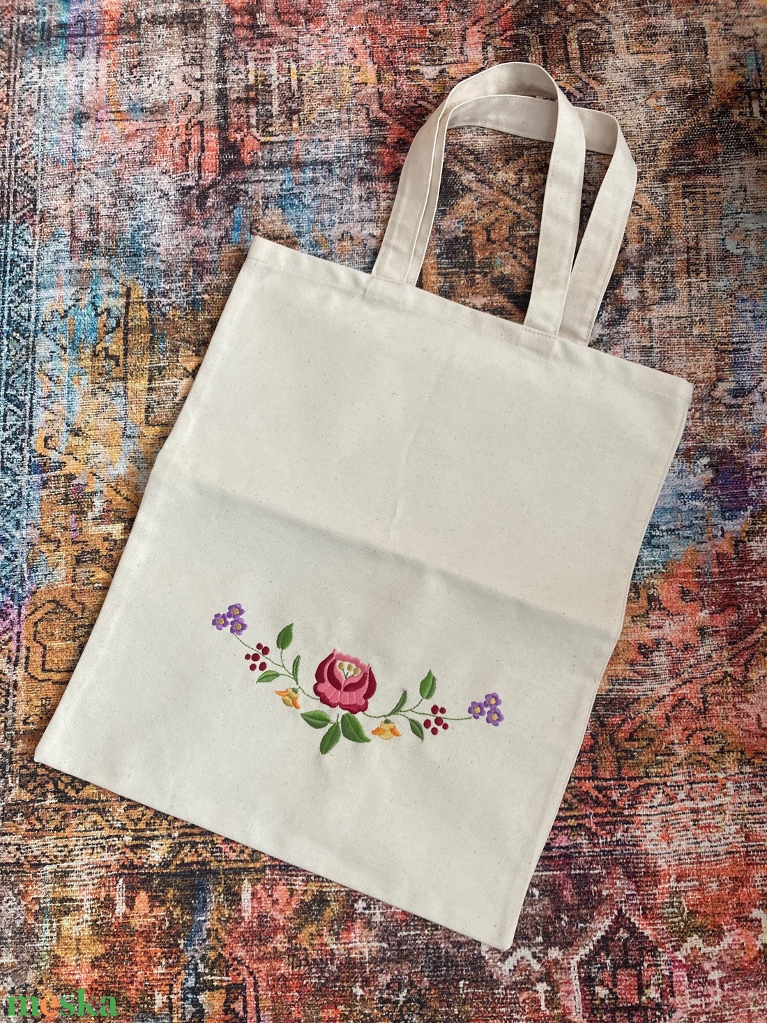 Hímzett pamutvászon táska - táska & tok - bevásárlás & shopper táska - shopper, textiltáska, szatyor - Meska.hu