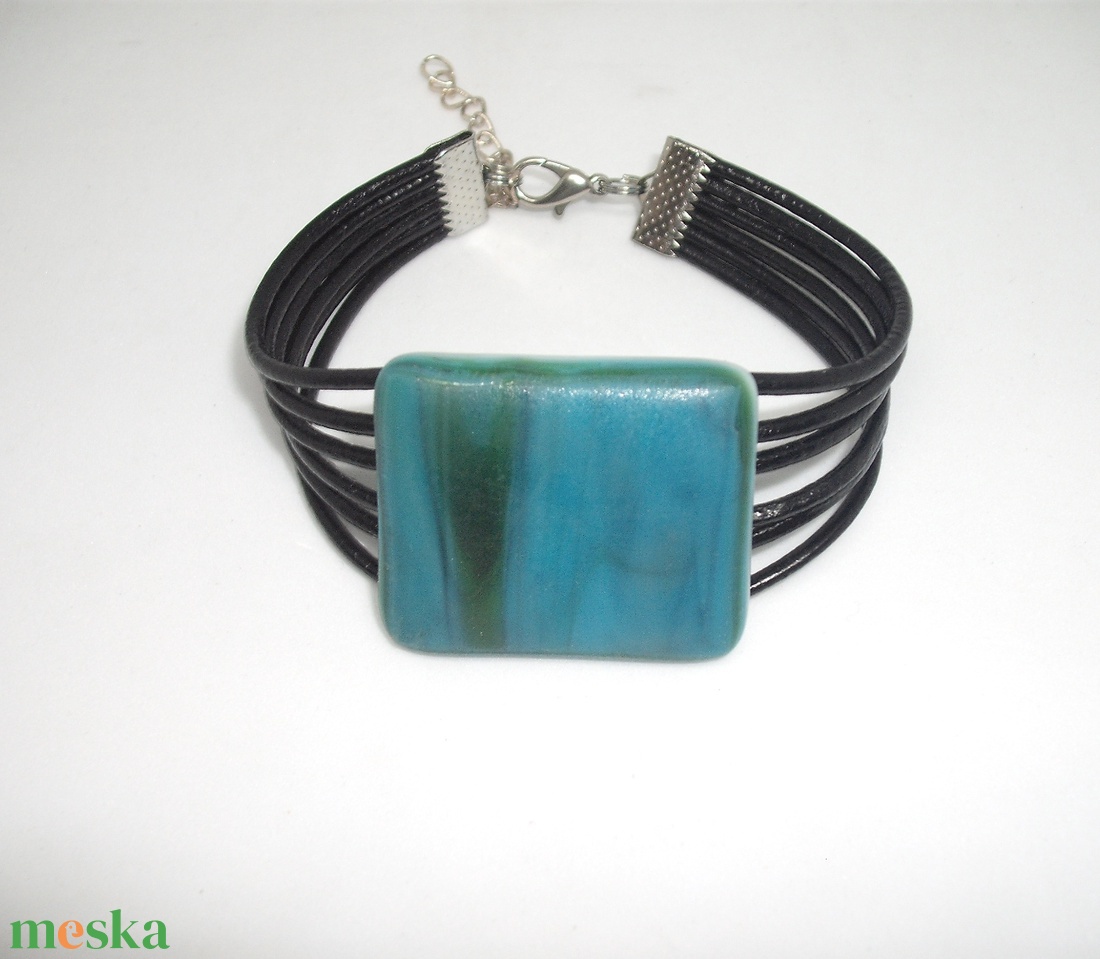 Üveg karkötő - ékszer - karkötő - karkötő medállal - Meska.hu